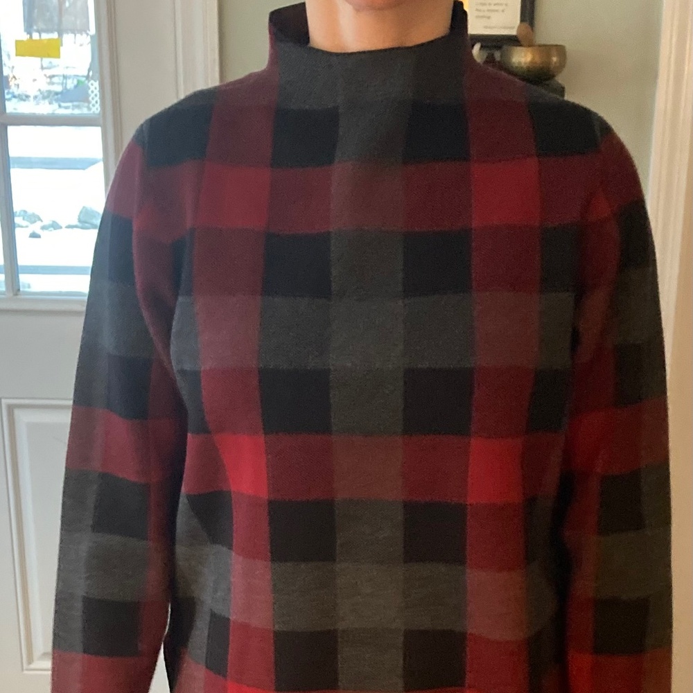 Sweater - Picture 2 of 3